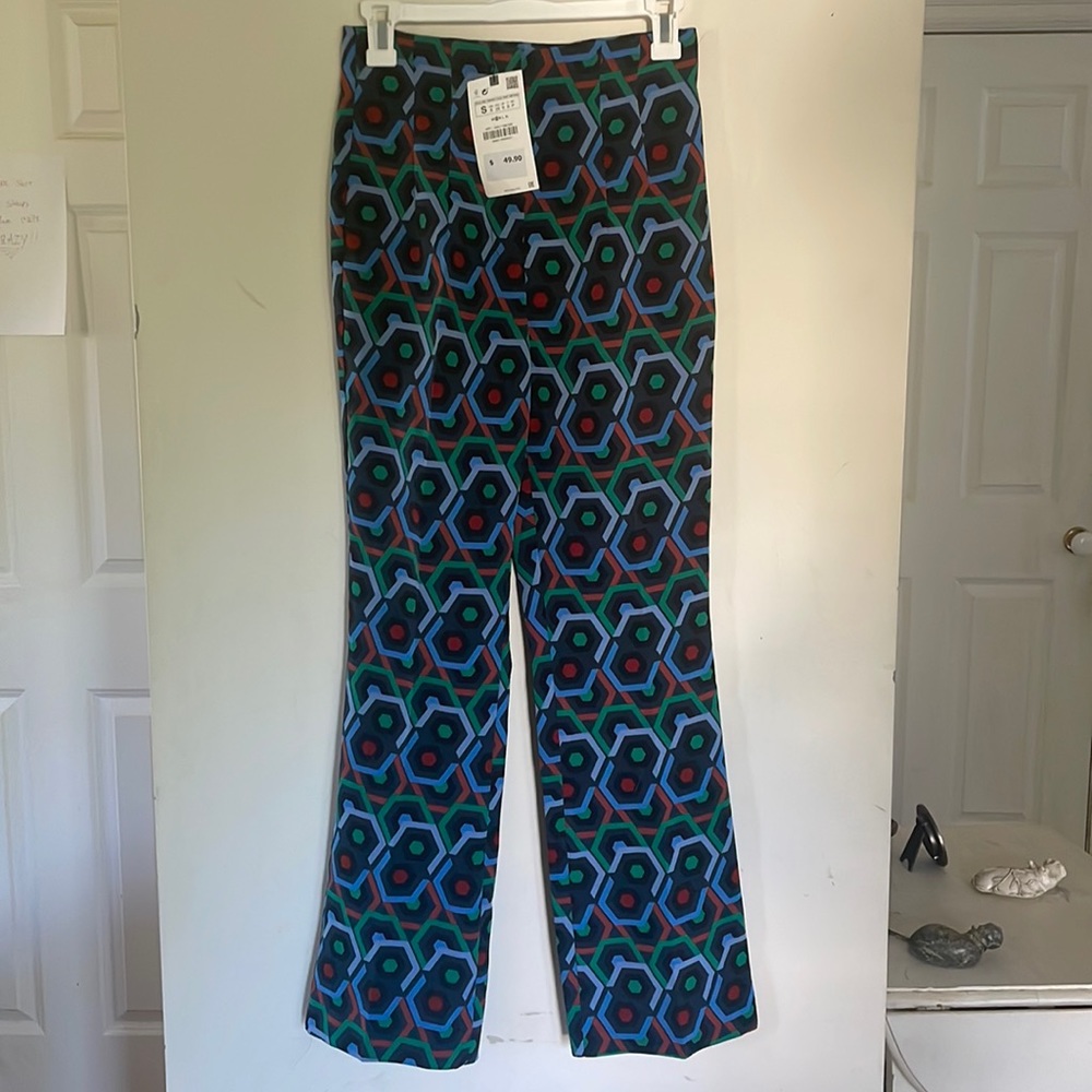 Size small multicolored geometric print Zara pants